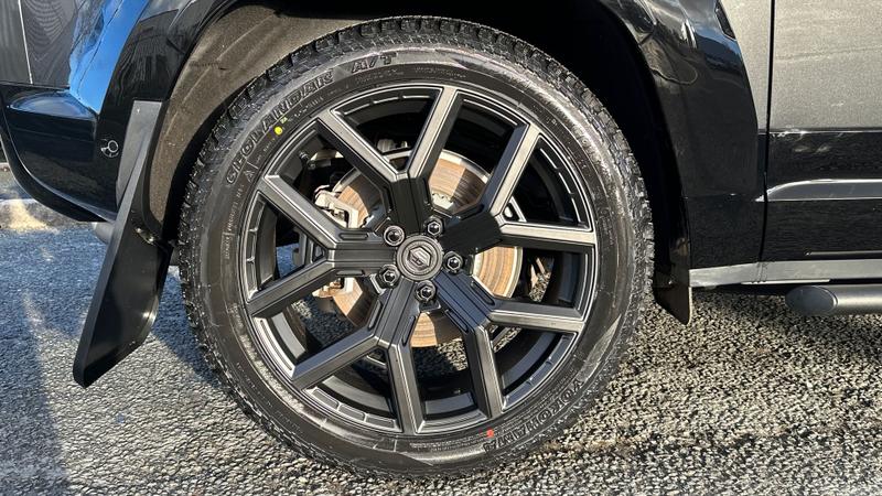 Used Land Rover Defender 2025 for sale - 77301129: Photo 8