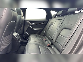 Used Jaguar F-Pace 2022 for sale - 77301027: Photo