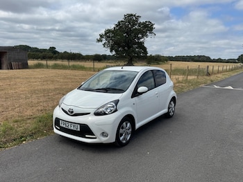 Used Toyota AYGO 2012 for sale - 79247678: Photo