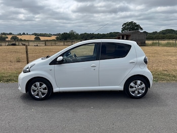 Used Toyota AYGO 2012 for sale - 79247678: Photo