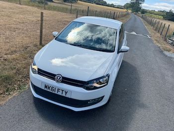 Used Volkswagen Polo 2011 for sale - 79337471: Photo