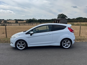 Used Ford Fiesta 2010 for sale - 79349206: Photo