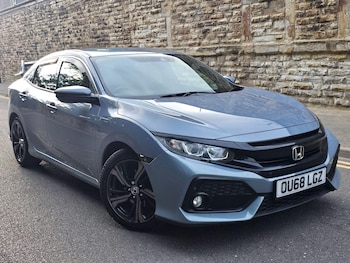 Used Honda Civic 2018 for sale - 79337683: Photo