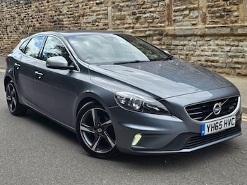 Used Volvo V40 2015 for sale - 79062818: Photo