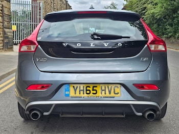Used Volvo V40 2015 for sale - 79062818: Photo
