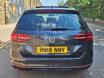 Used Volkswagen Passat 2018 for sale - 78809159: Photo
