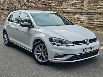 Used Volkswagen Golf 2017 for sale - 79076060: Photo