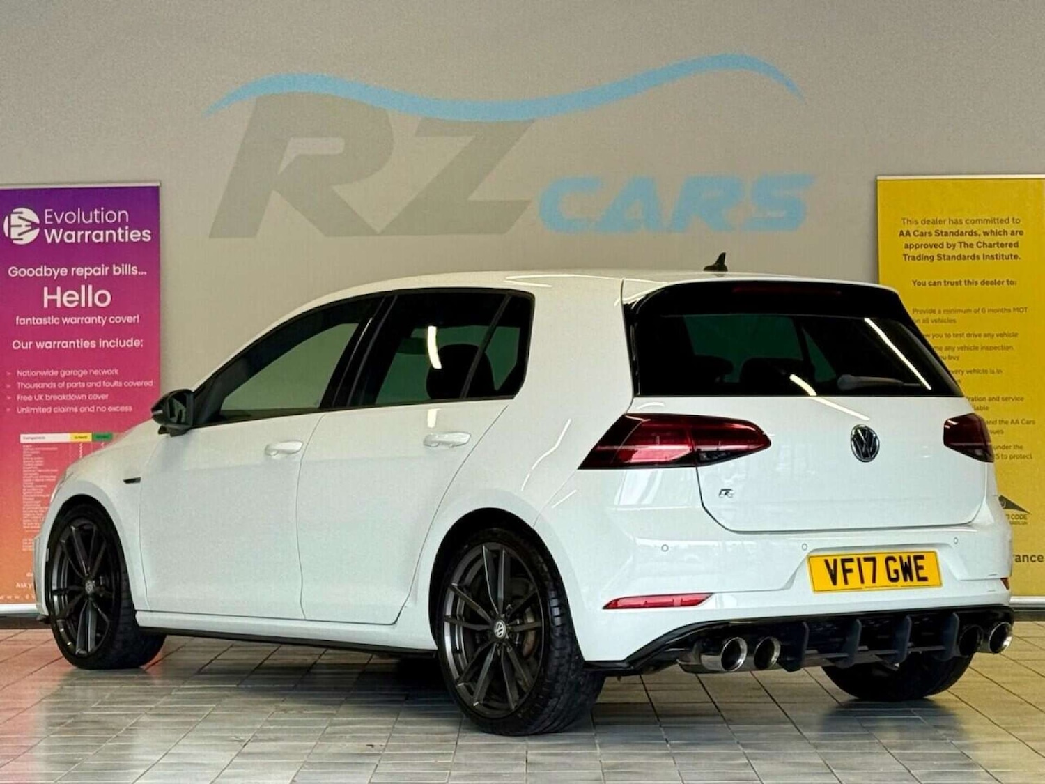 Used Volkswagen Golf 2017 for sale - 76601041: Photo 31