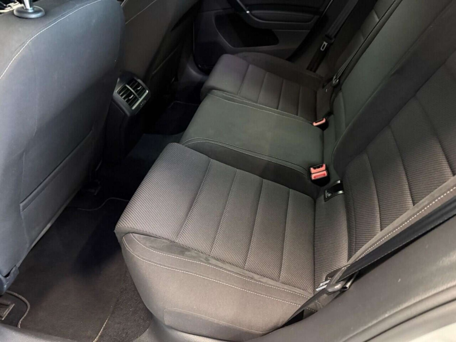 Used Volkswagen Golf 2017 for sale - 76601041: Photo 44