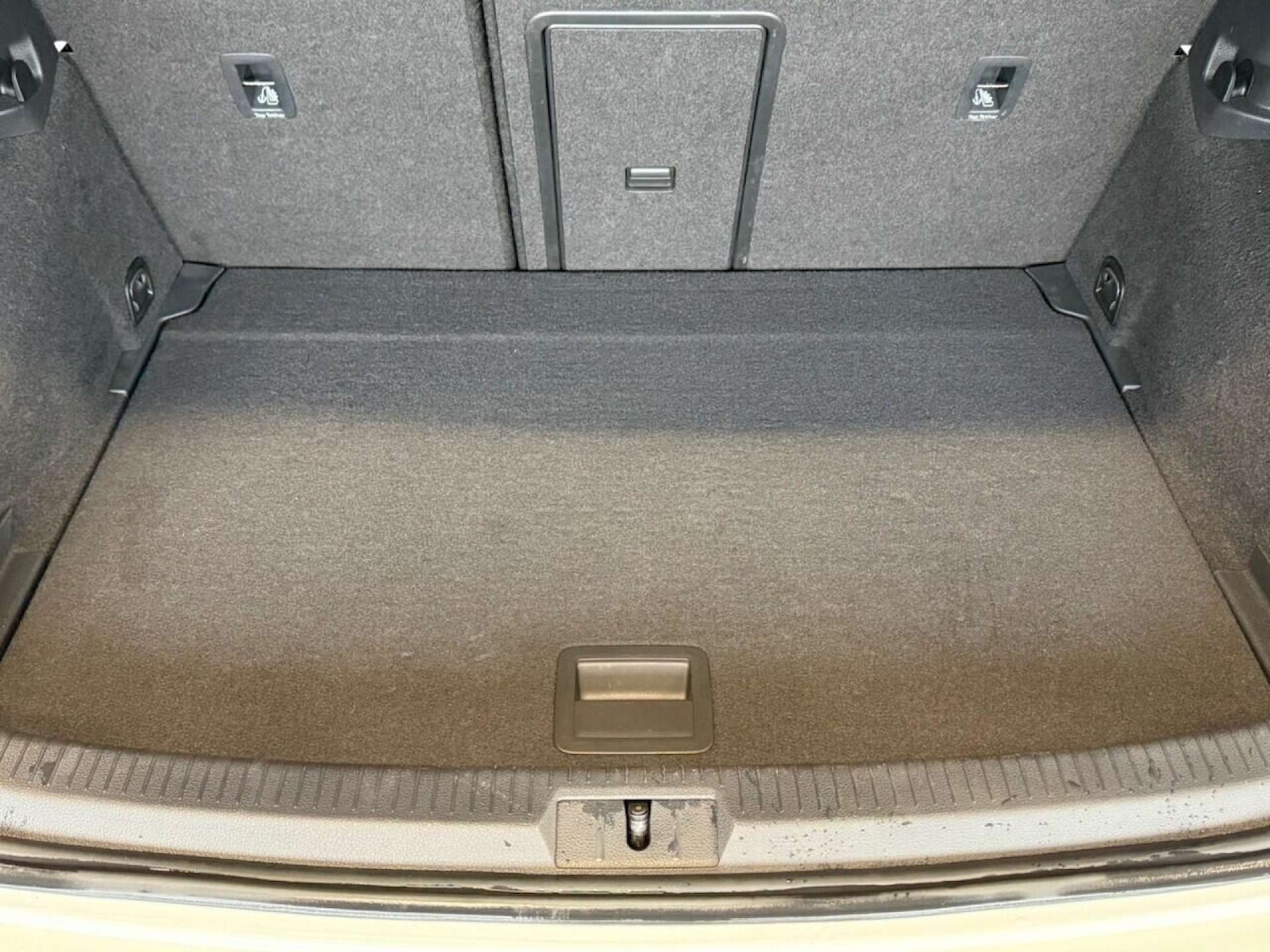 Used Volkswagen Golf 2017 for sale - 76601041: Photo 45