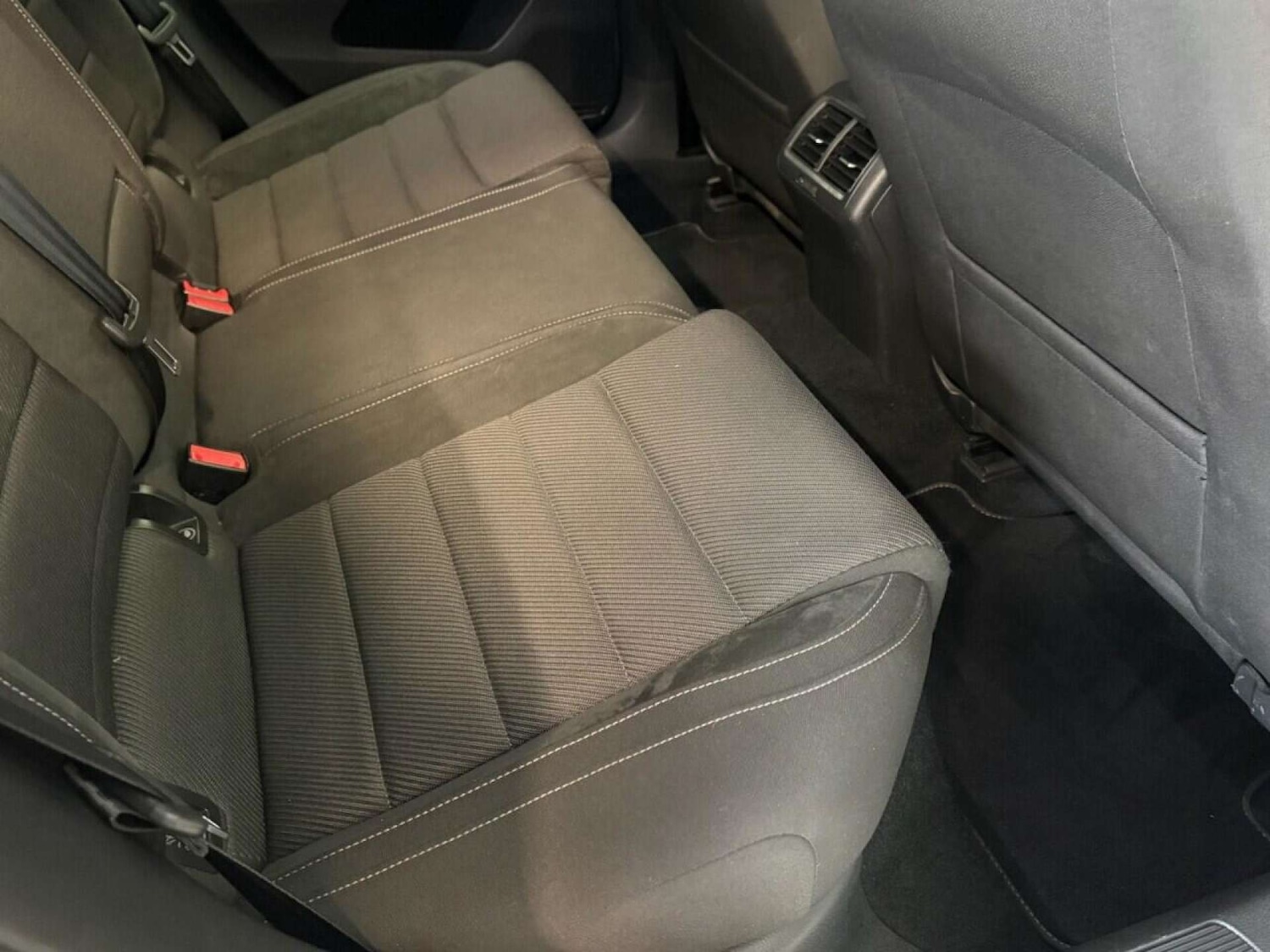 Used Volkswagen Golf 2017 for sale - 76601041: Photo 50