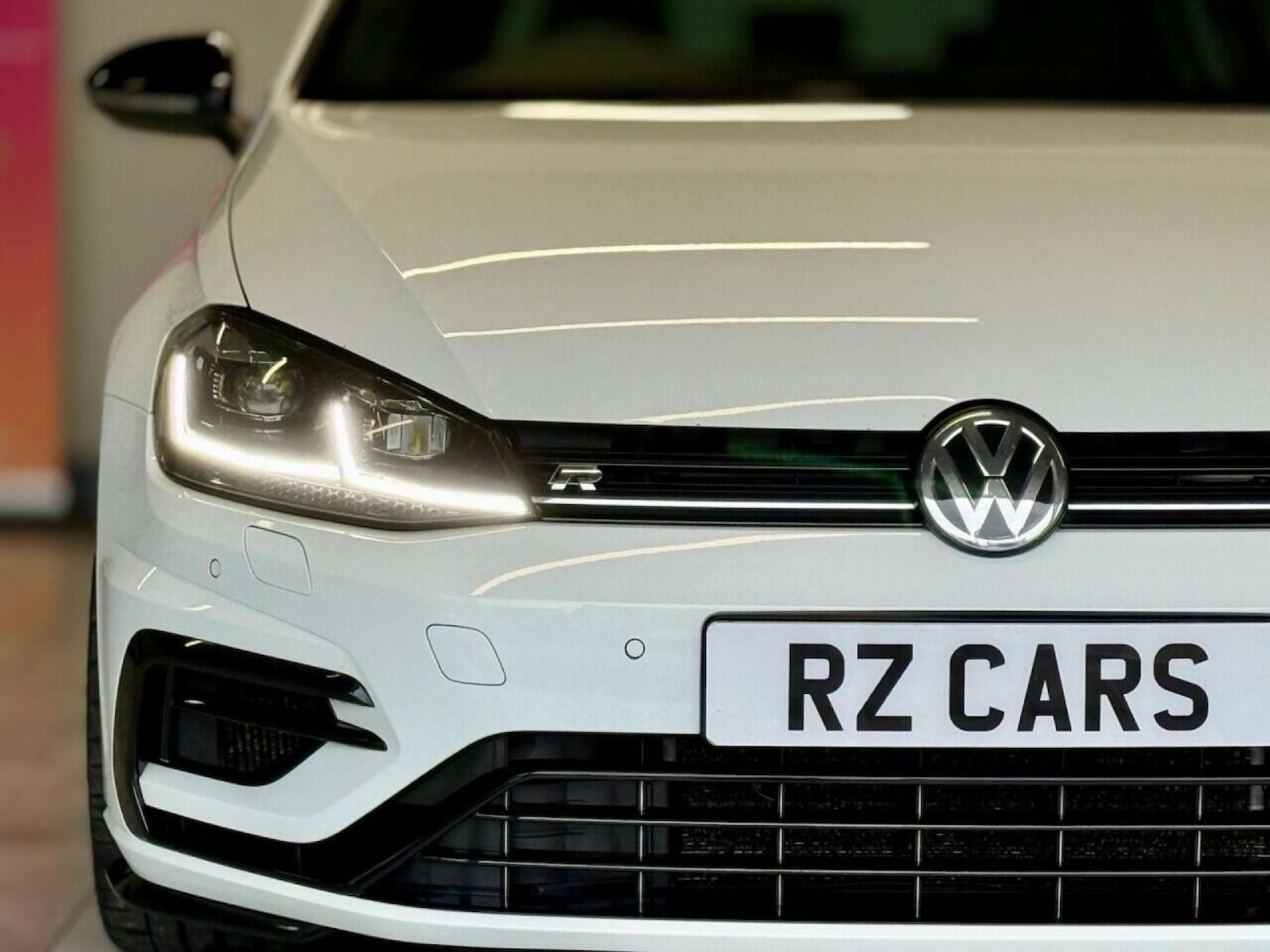 Used Volkswagen Golf 2017 for sale - 76601041: Photo 6