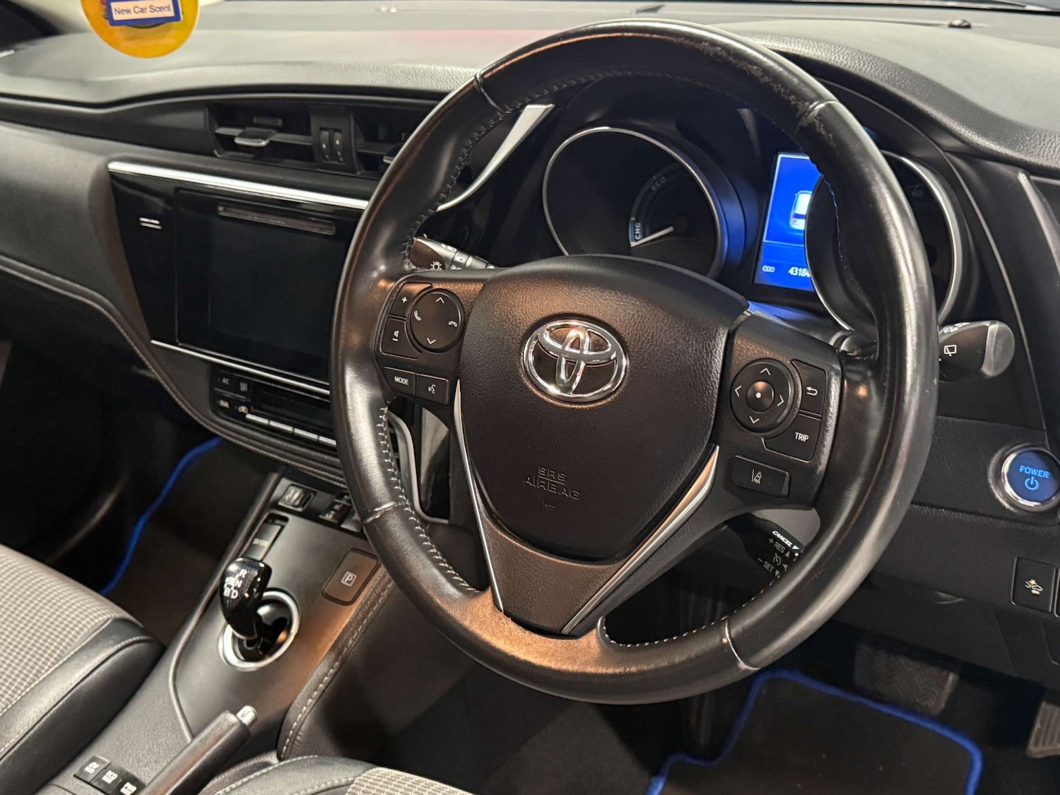 Used Toyota Auris 2017 for sale - 77118817: Photo 2