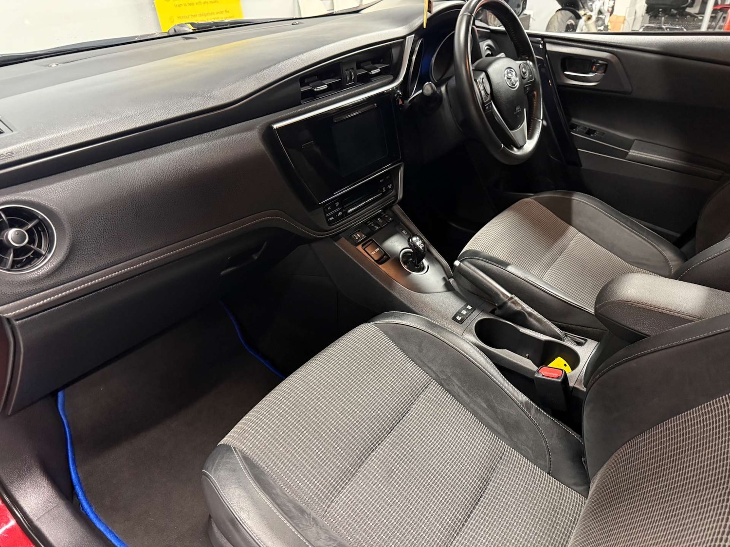 Used Toyota Auris 2017 for sale - 77118817: Photo 28