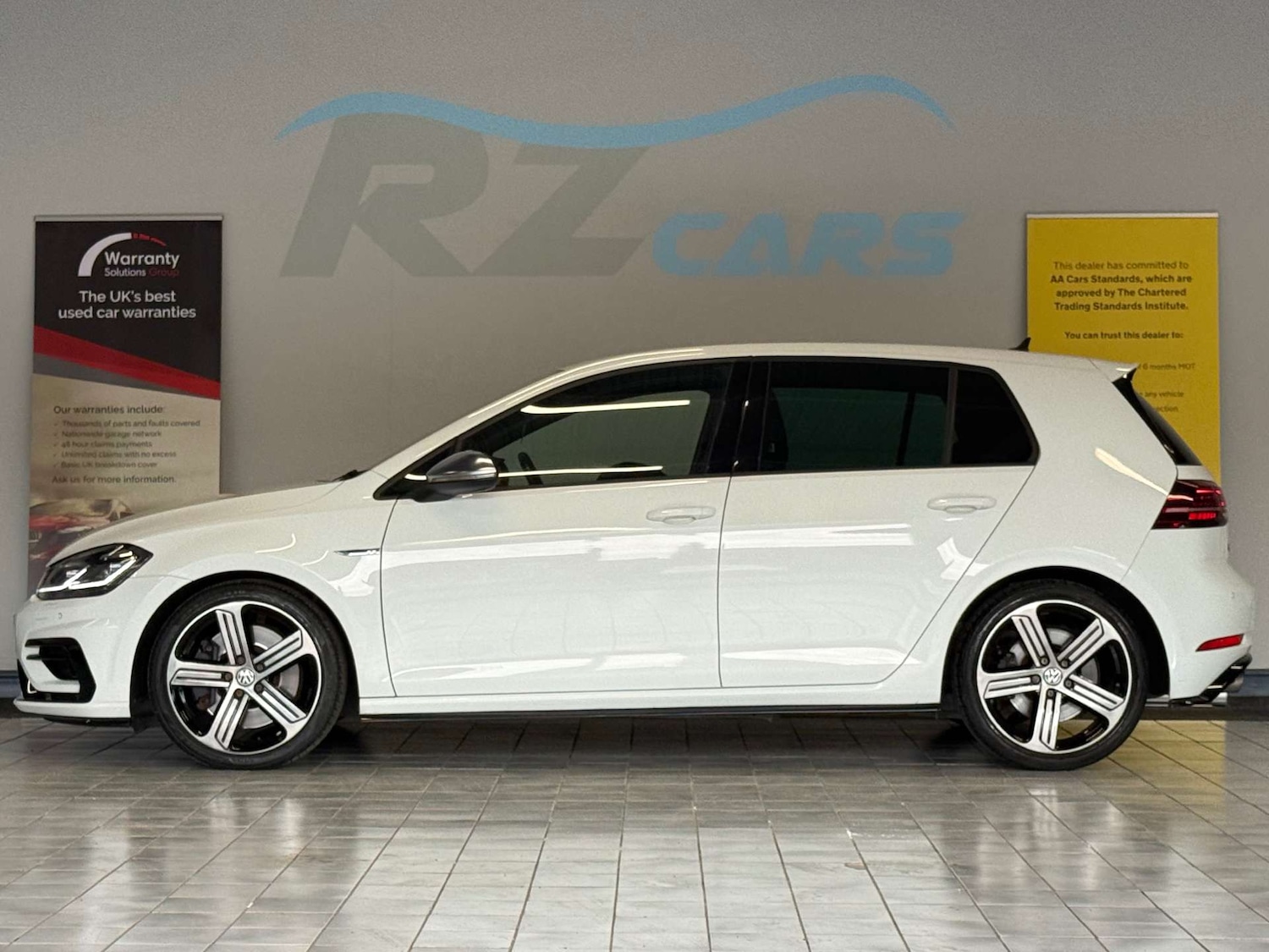 Used Volkswagen Golf 2017 for sale - 78202469: Photo 12