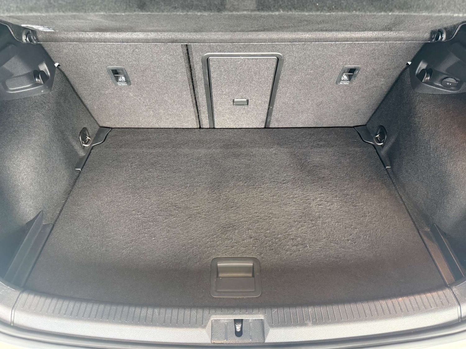 Used Volkswagen Golf 2017 for sale - 78202469: Photo 28