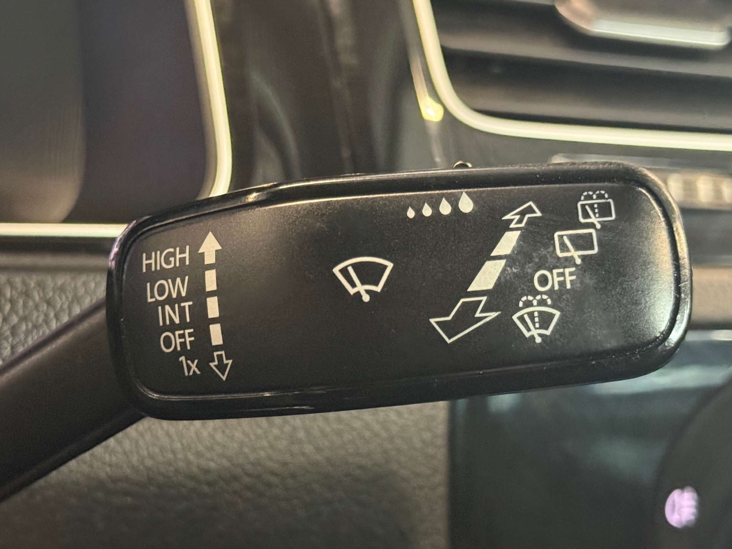 Used Volkswagen Golf 2017 for sale - 78202469: Photo 41