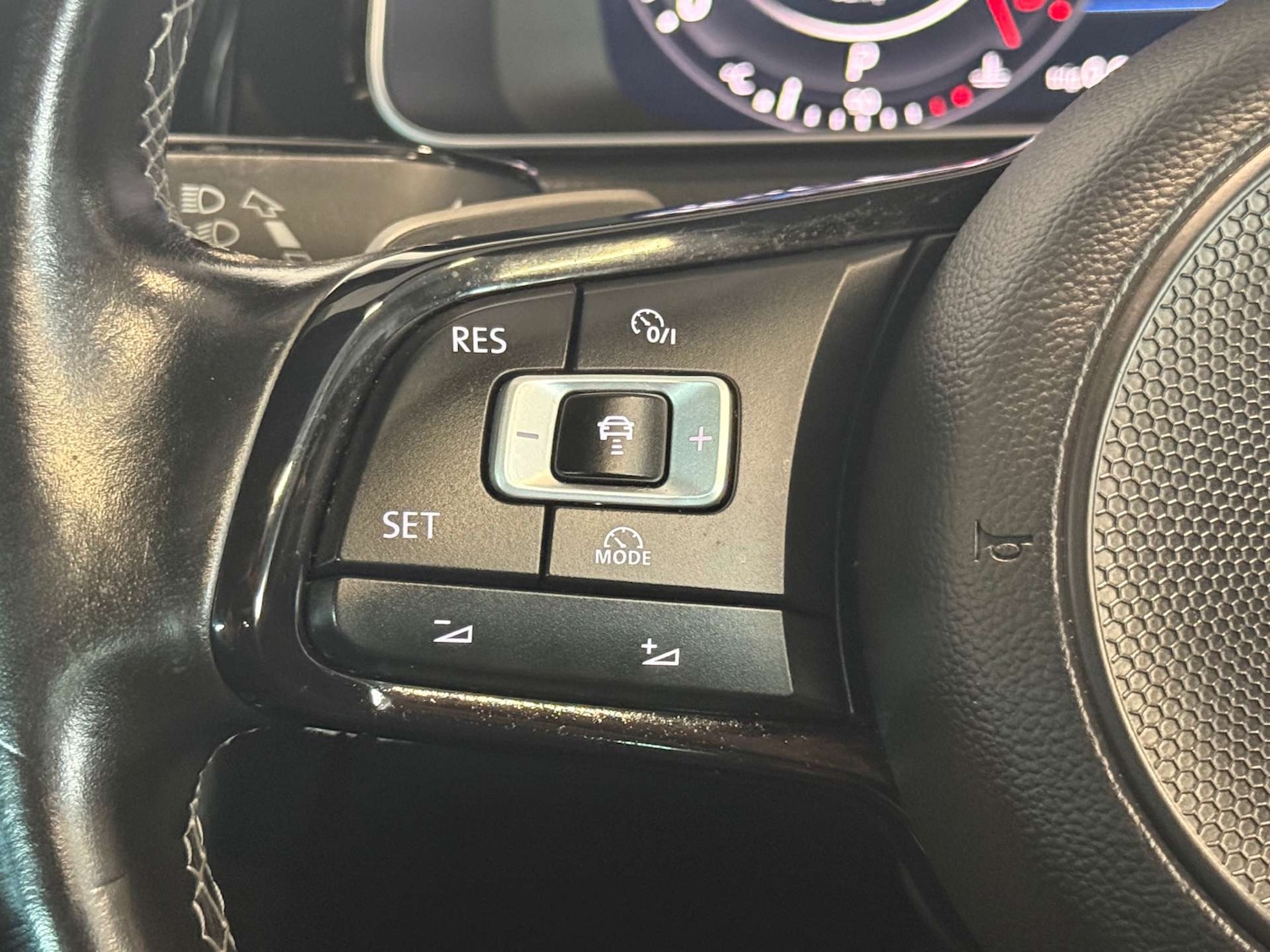 Used Volkswagen Golf 2017 for sale - 78202469: Photo 42