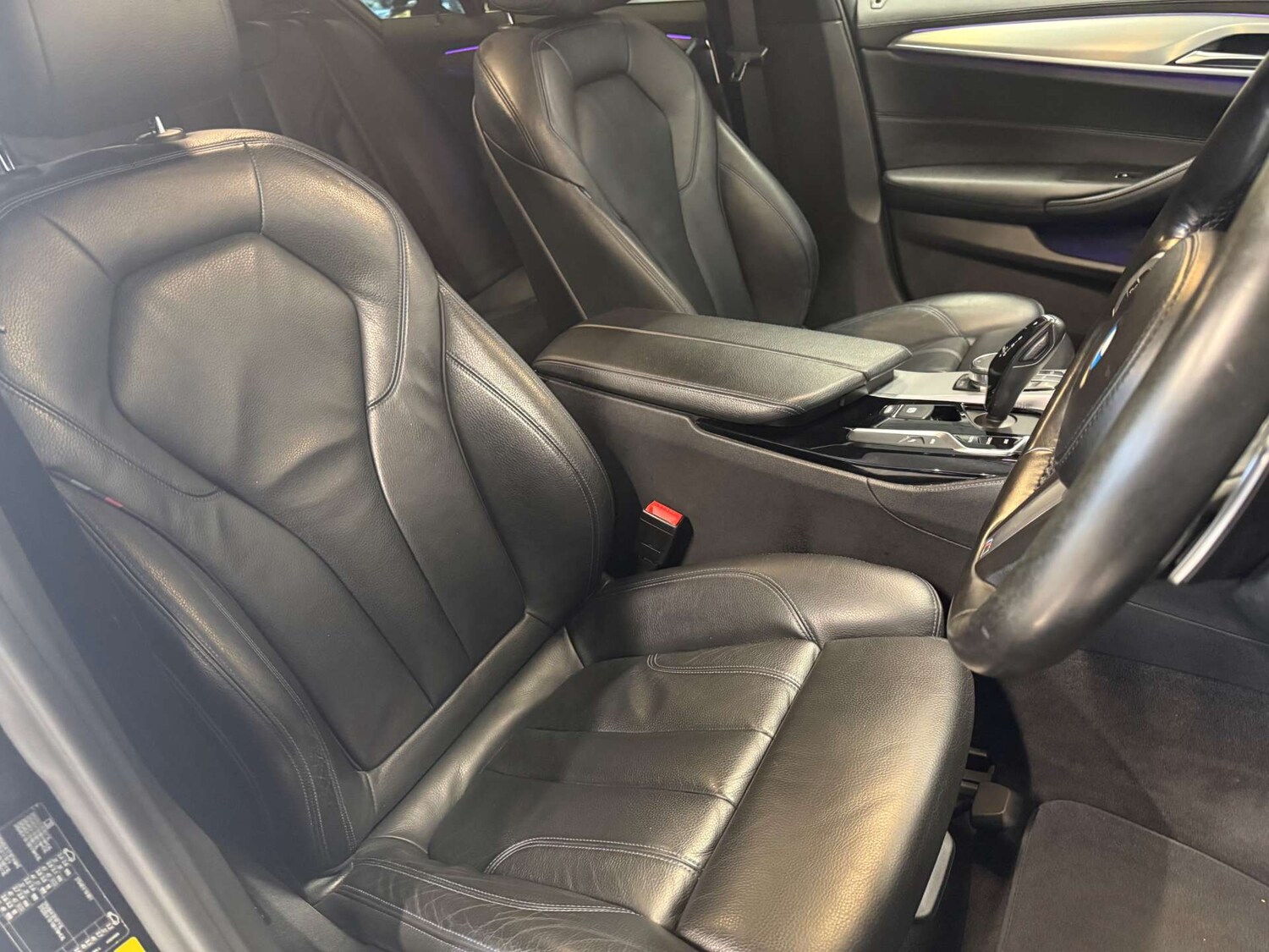 Used BMW 5 Series 2018 for sale - 77676608: Photo 40