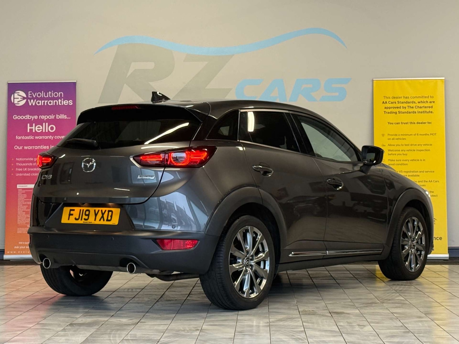 Used Mazda CX-3 2019 for sale - 77271531: Photo 3