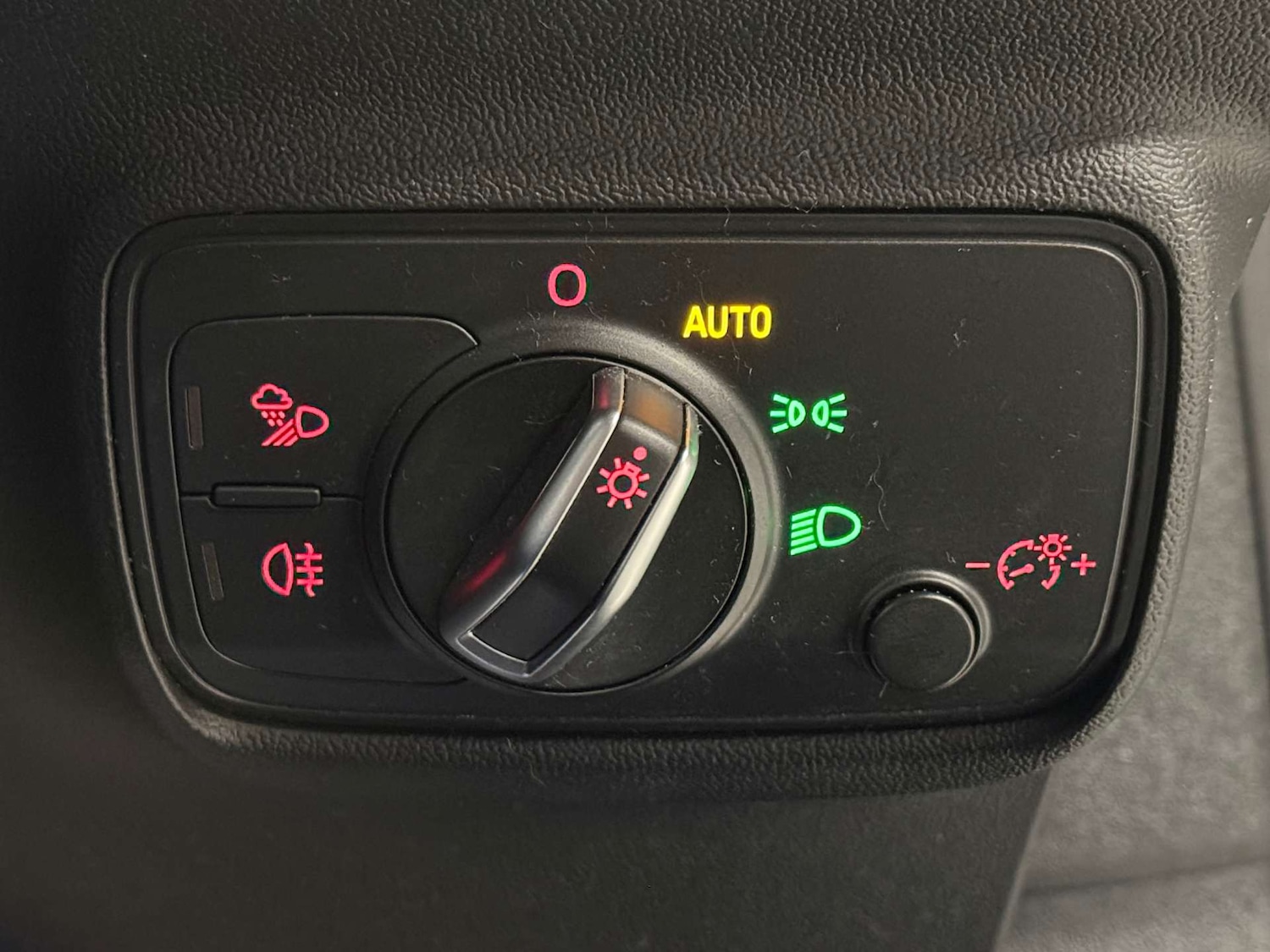 Used Audi TT 2016 for sale - 76830124: Photo 16