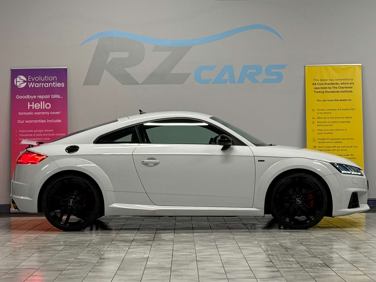 Used Audi TT 2016 for sale - 76830124: Photo 2