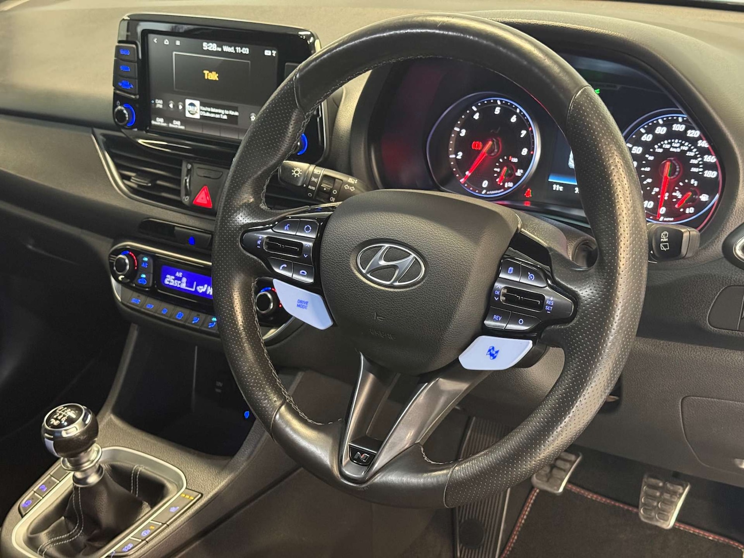 Used Hyundai i30 2018 for sale - 77837325: Photo 2