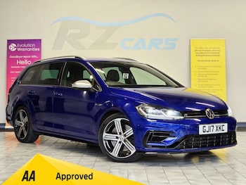 Used Volkswagen Golf 2017 for sale - 76600646: Photo