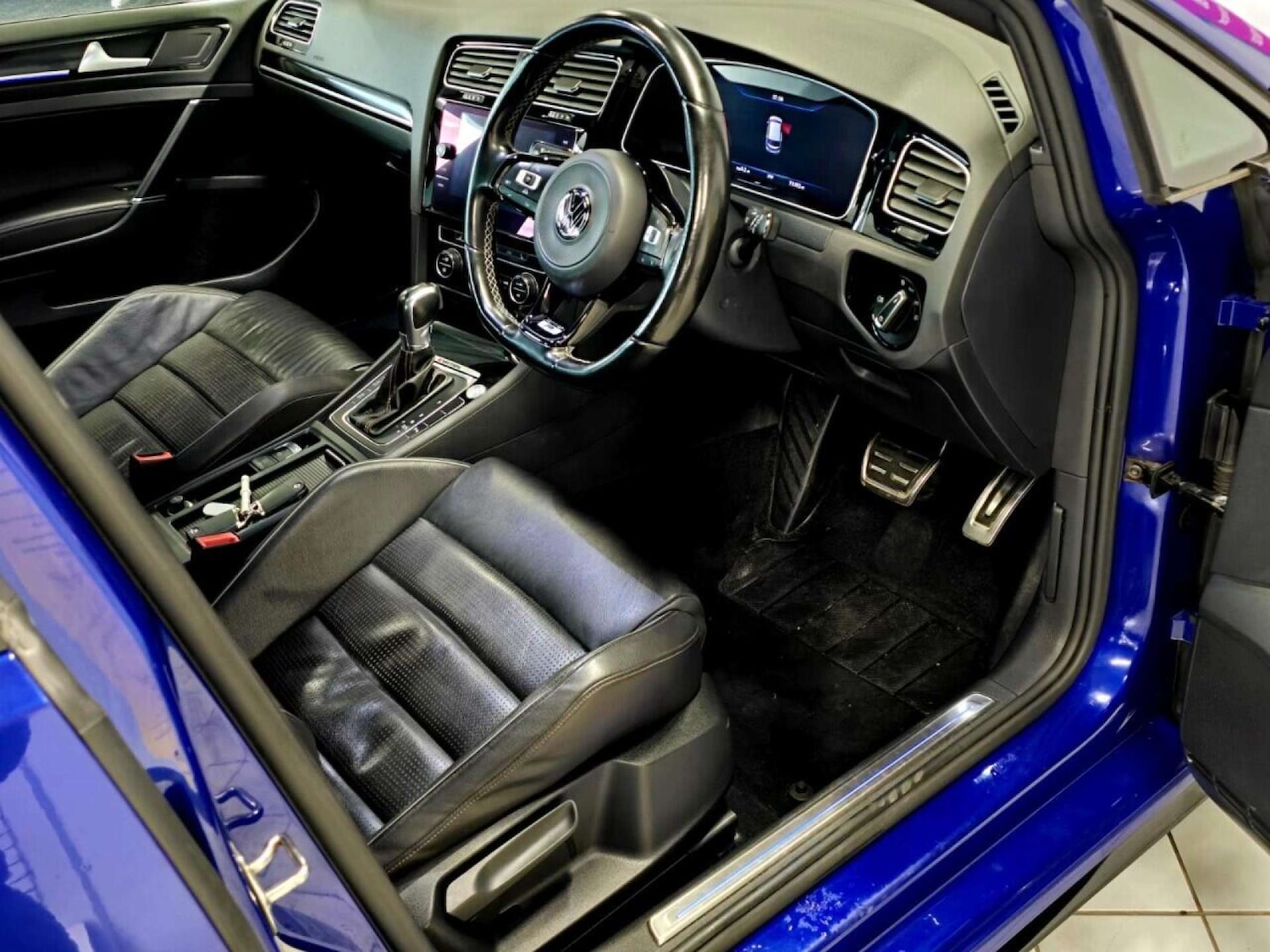 Used Volkswagen Golf 2017 for sale - 76600646: Photo 22