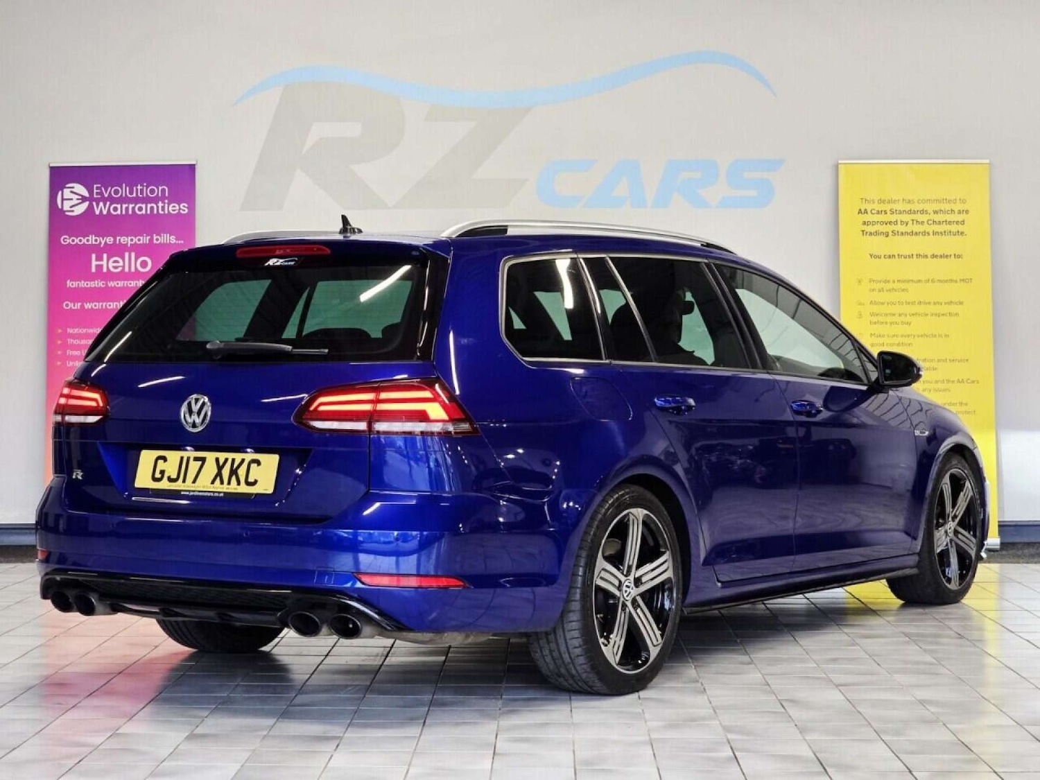 Used Volkswagen Golf 2017 for sale - 76600646: Photo 3