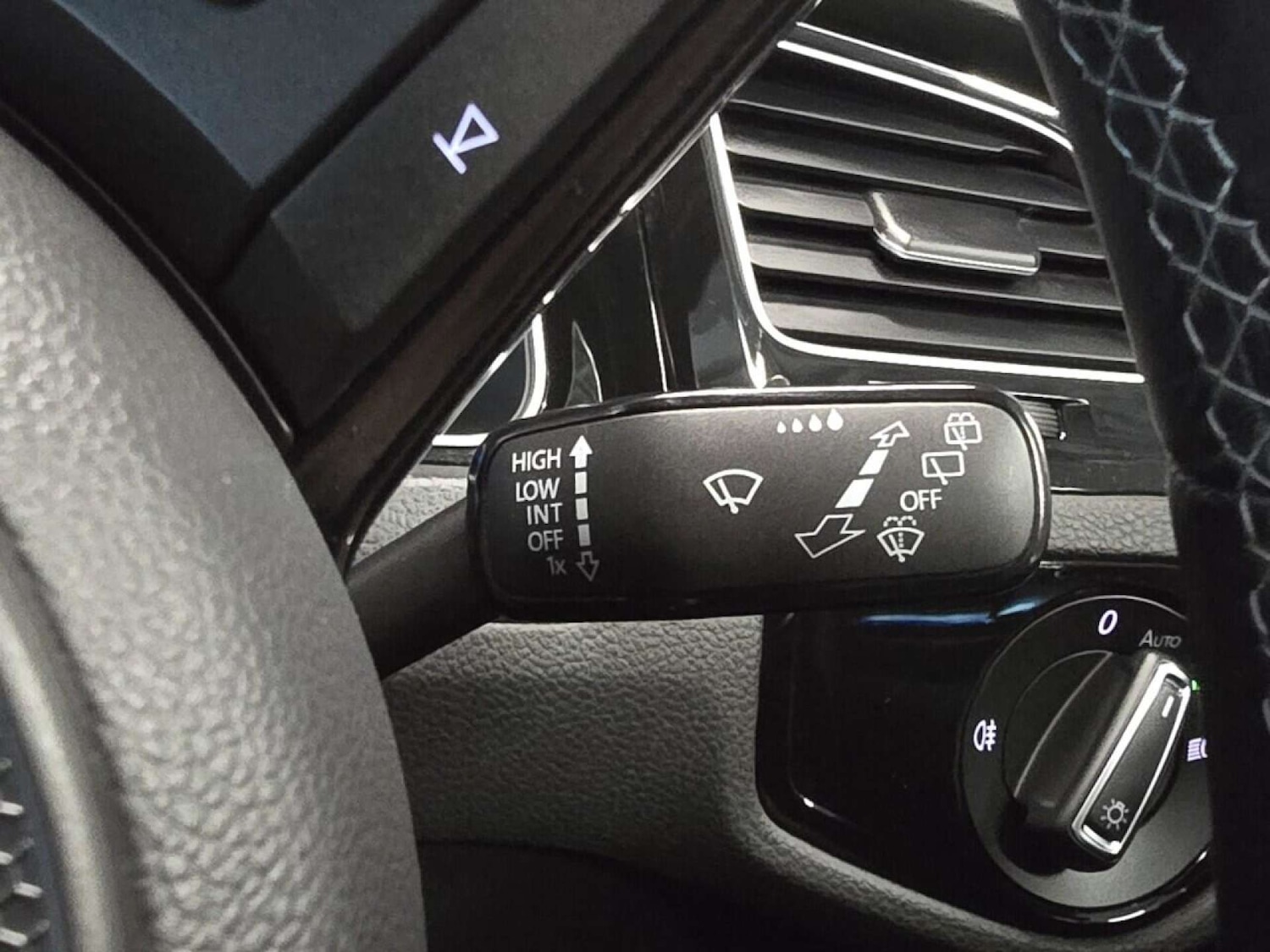 Used Volkswagen Golf 2017 for sale - 76600646: Photo 34