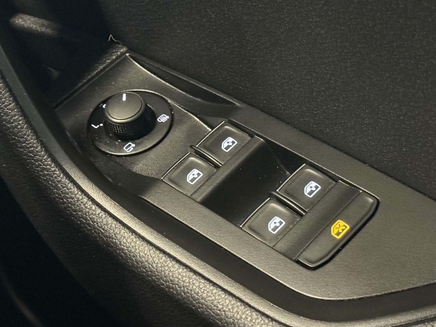 Used Skoda Superb 2016 for sale - 77198046: Photo 48