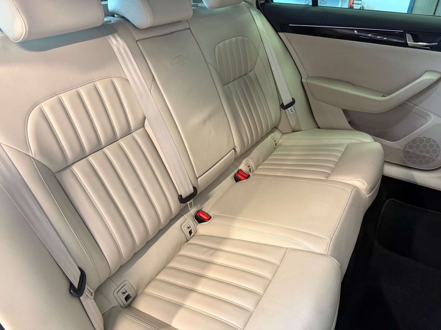 Used Skoda Superb 2017 for sale - 77523263: Photo 38