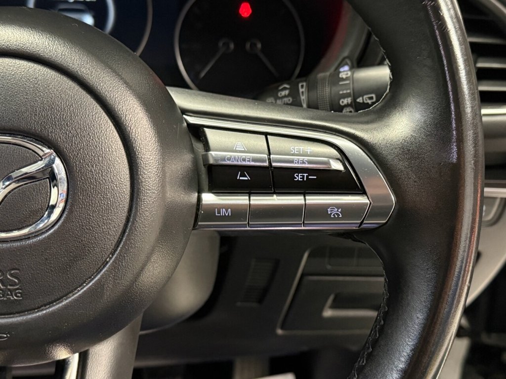 Used Mazda Mazda3 2021 for sale - 76686201: Photo 8