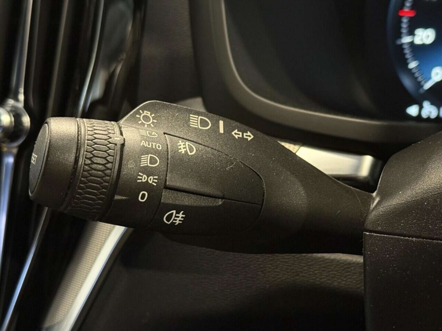 Used Volvo S60 2019 for sale - 77621847: Photo 43