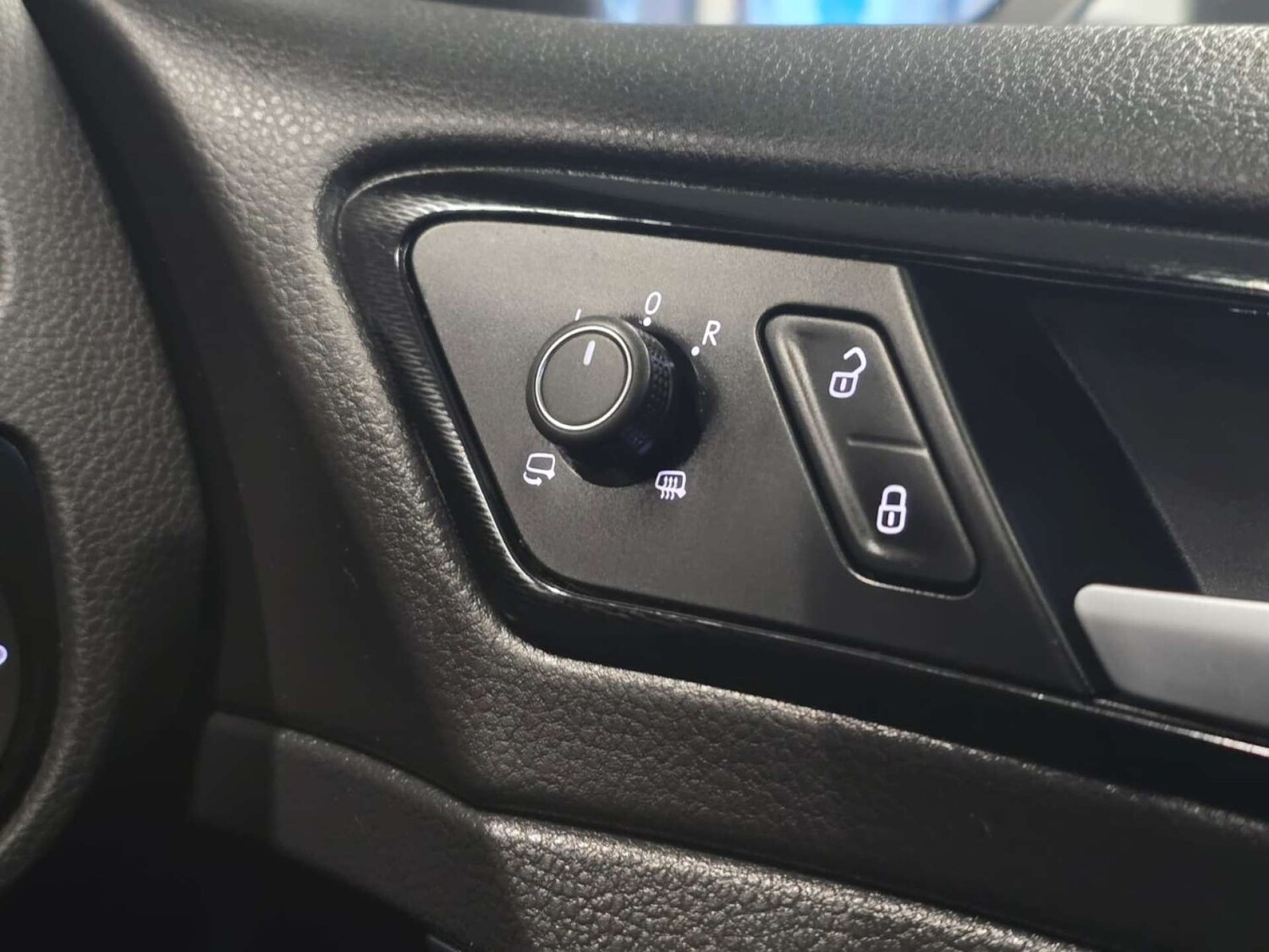 Used Volkswagen Golf 2016 for sale - 77906909: Photo 35