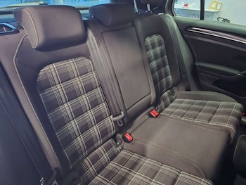 Used Volkswagen Golf 2016 for sale - 77906909: Photo