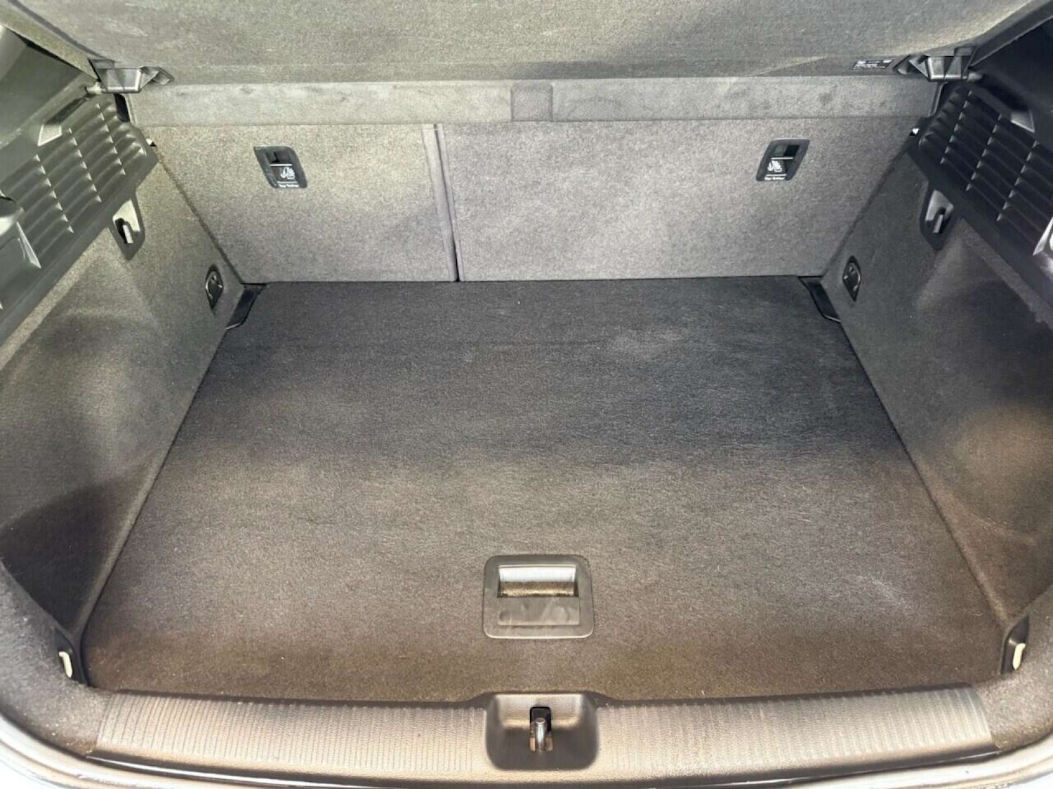 Used Audi Q2 2017 for sale - 76600554: Photo 40