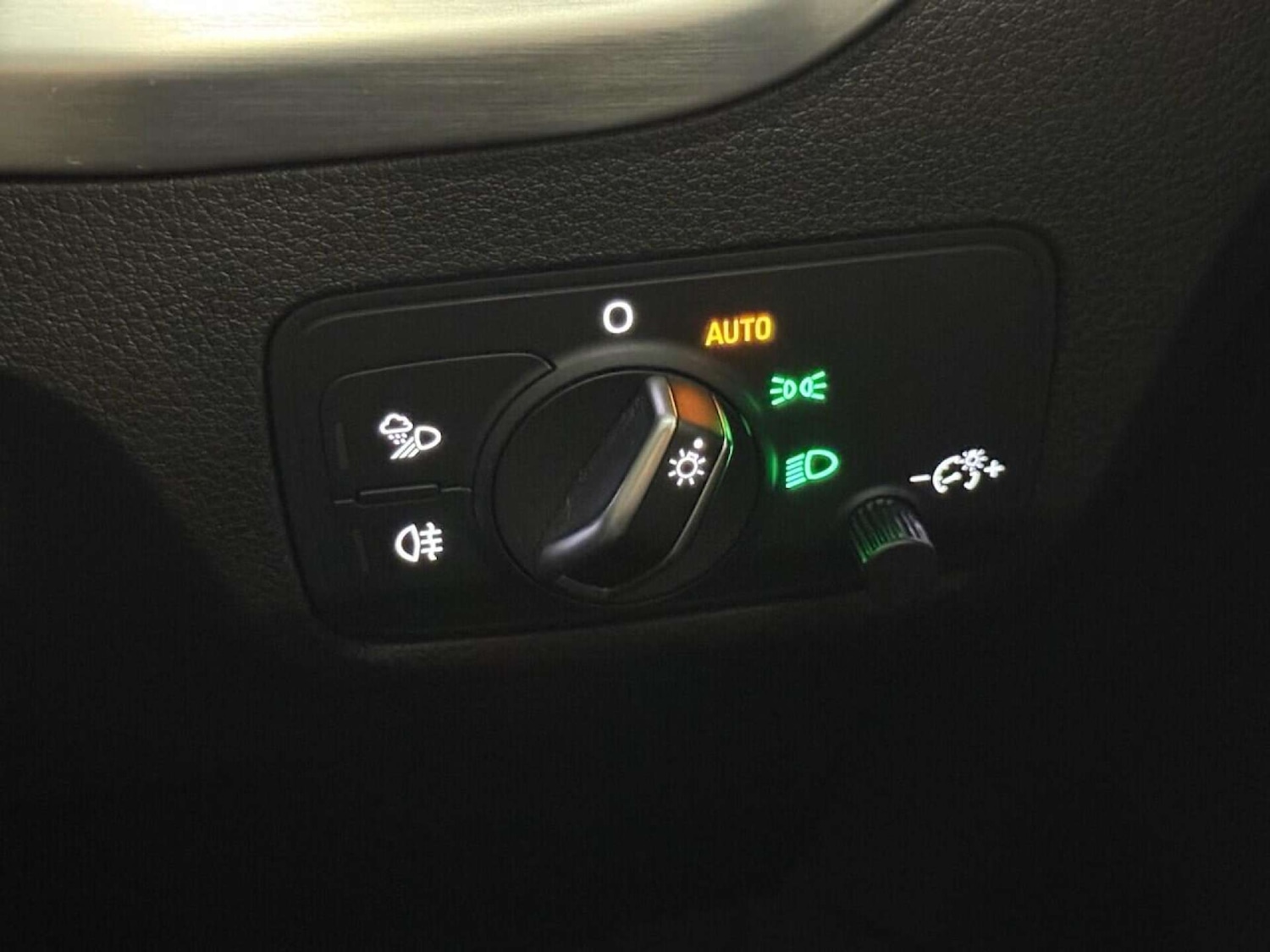 Used Audi Q2 2017 for sale - 76600554: Photo 46