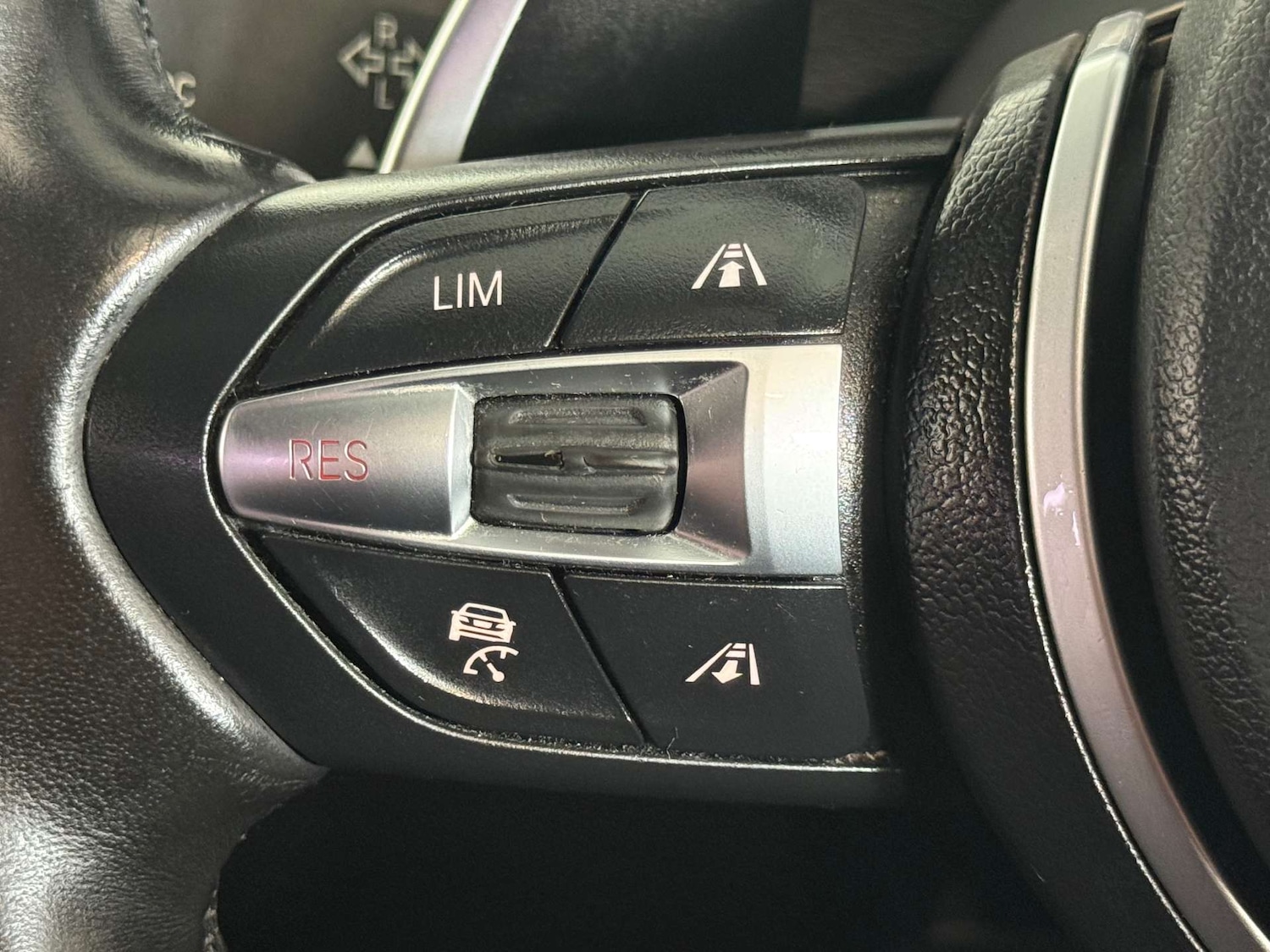 Used BMW 4 Series 2017 for sale - 78122989: Photo 47