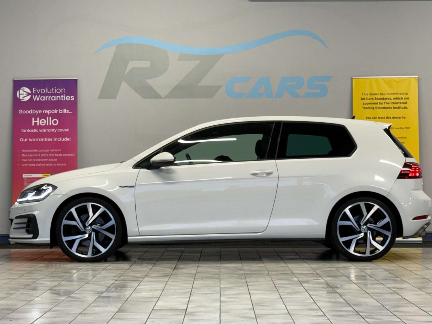 Used Volkswagen Golf 2017 for sale - 77380671: Photo 16