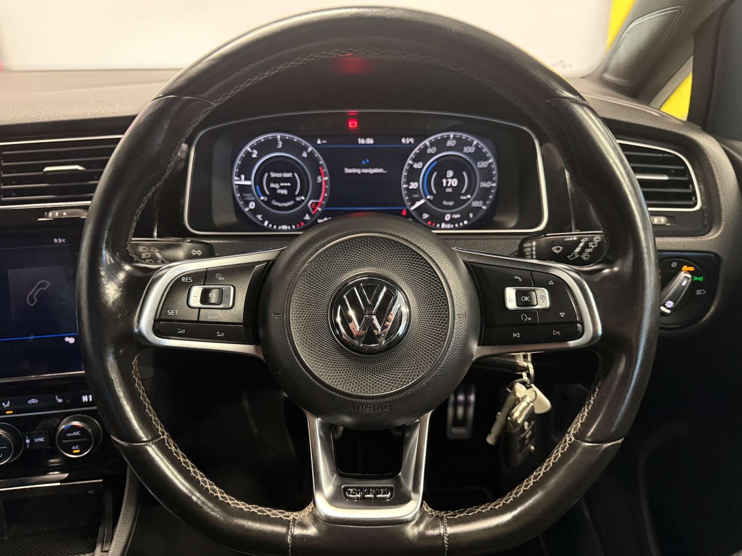 Used Volkswagen Golf 2017 for sale - 77380671: Photo 21