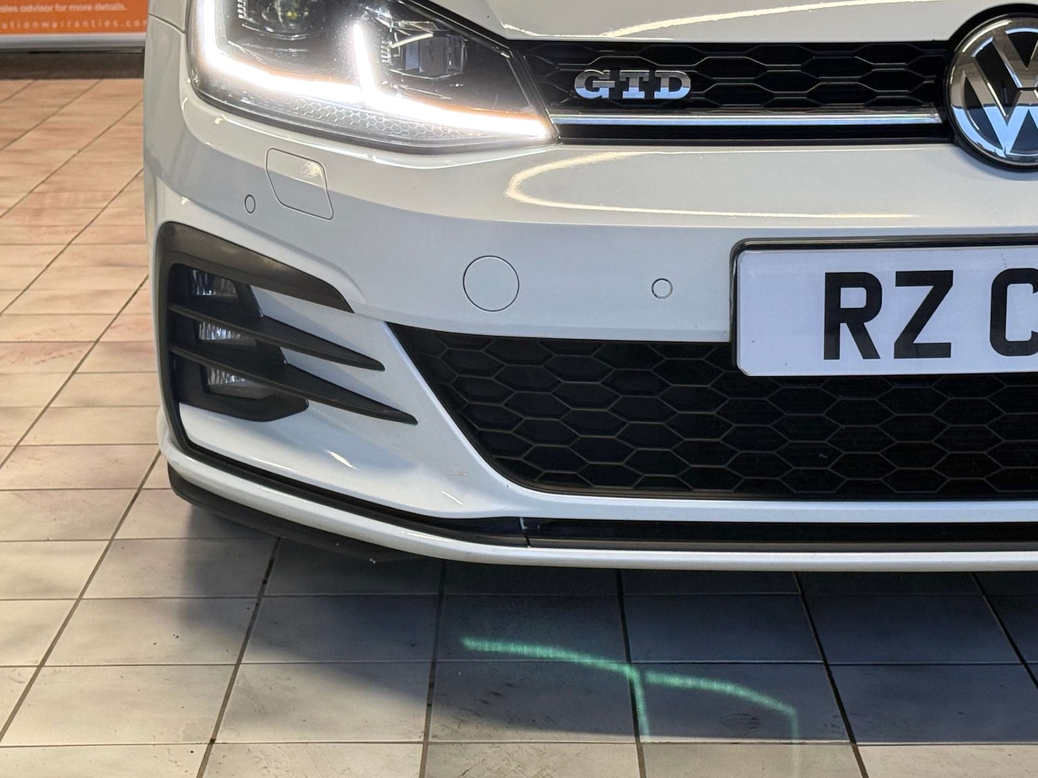 Used Volkswagen Golf 2017 for sale - 77380671: Photo 4