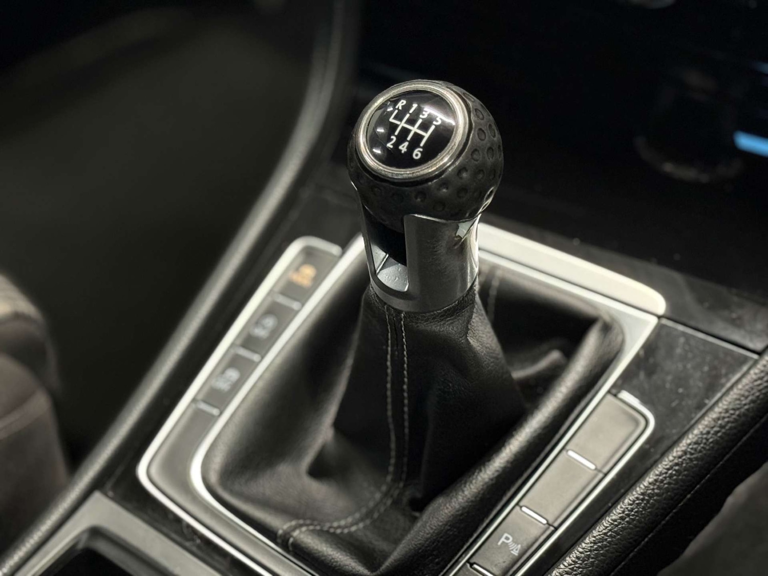 Used Volkswagen Golf 2017 for sale - 77380671: Photo 6