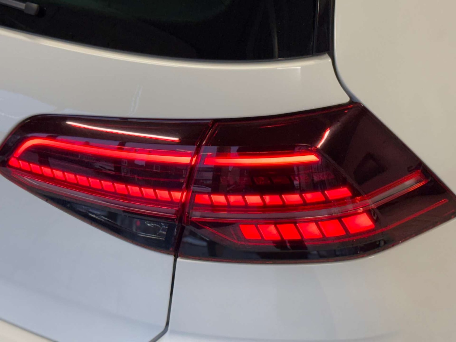 Used Volkswagen Golf 2017 for sale - 77380671: Photo 9