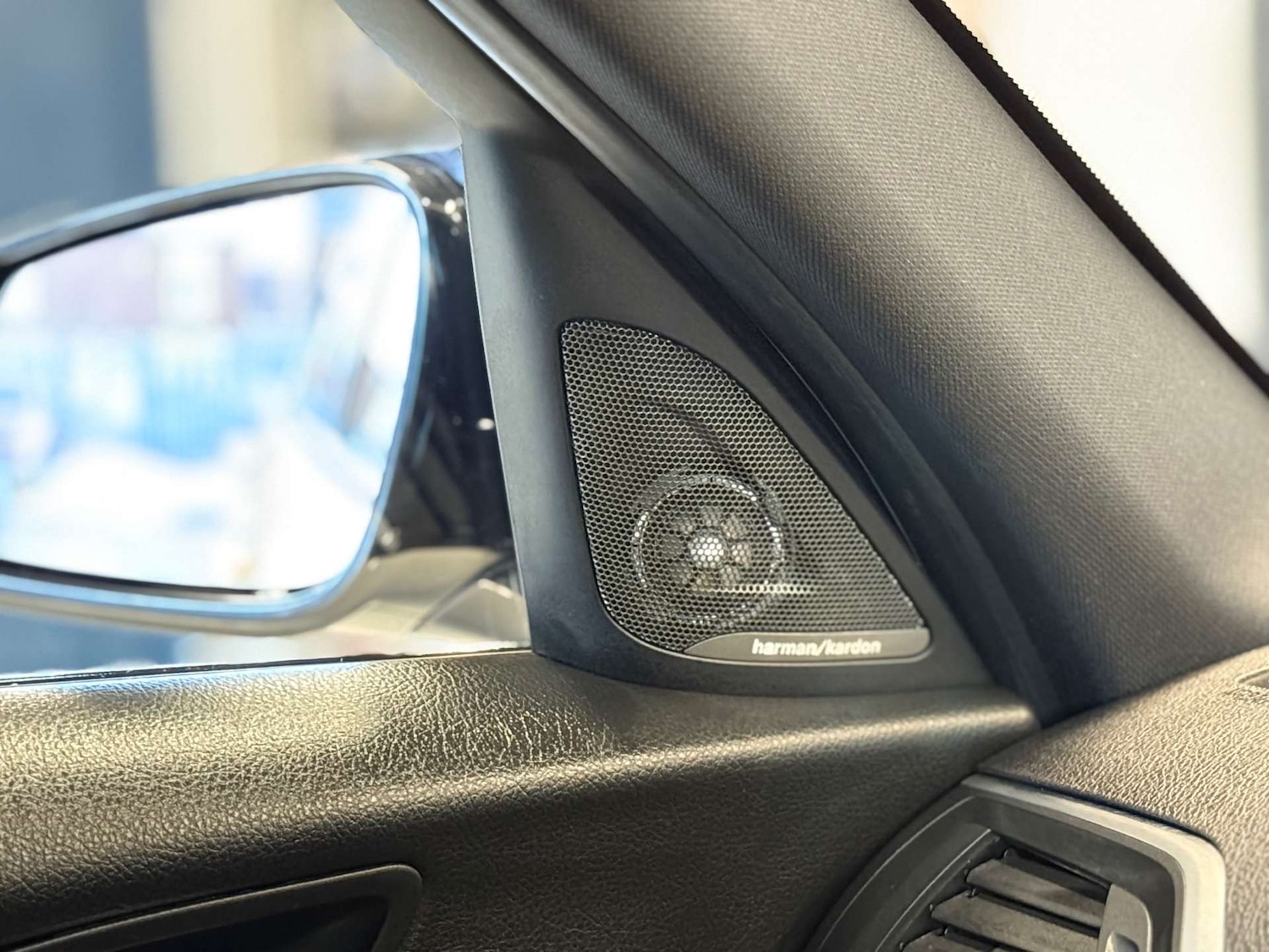 Used BMW 1 Series 2018 for sale - 77355480: Photo 2