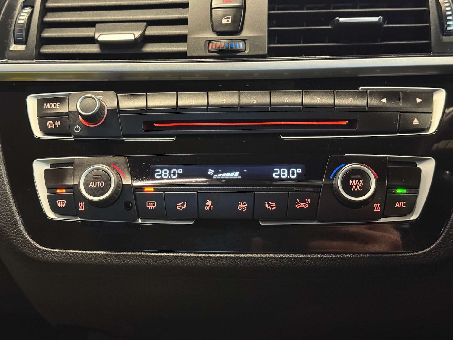 Used BMW 1 Series 2018 for sale - 77355480: Photo 38