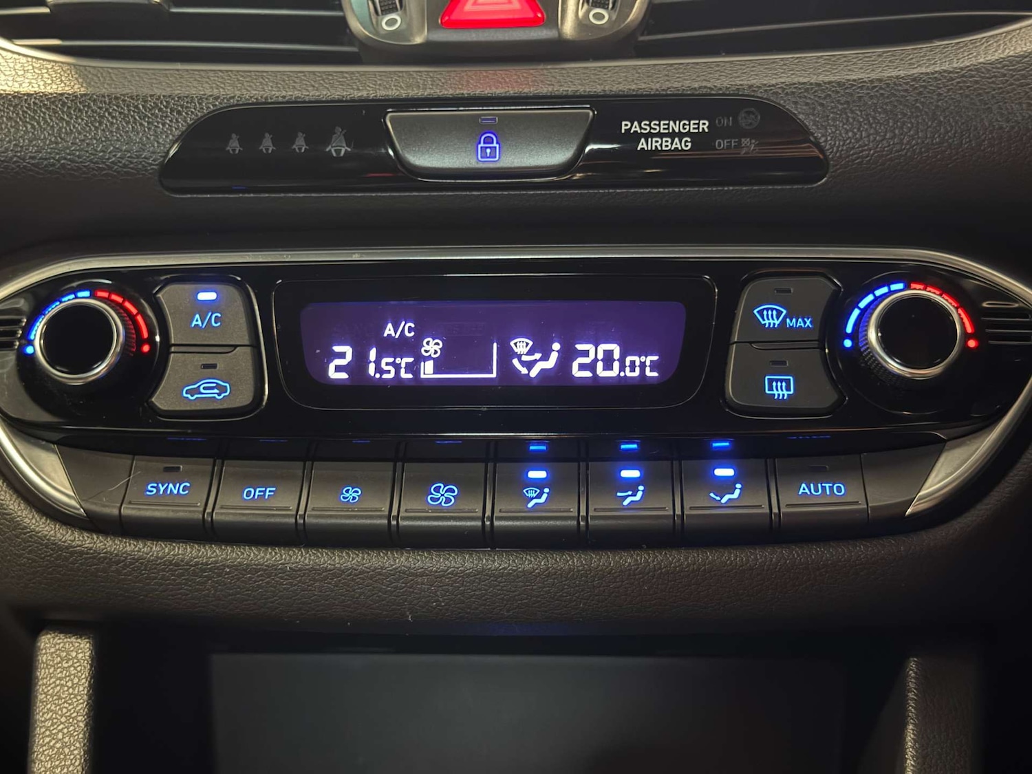 Used Hyundai i30 2018 for sale - 77792553: Photo 42