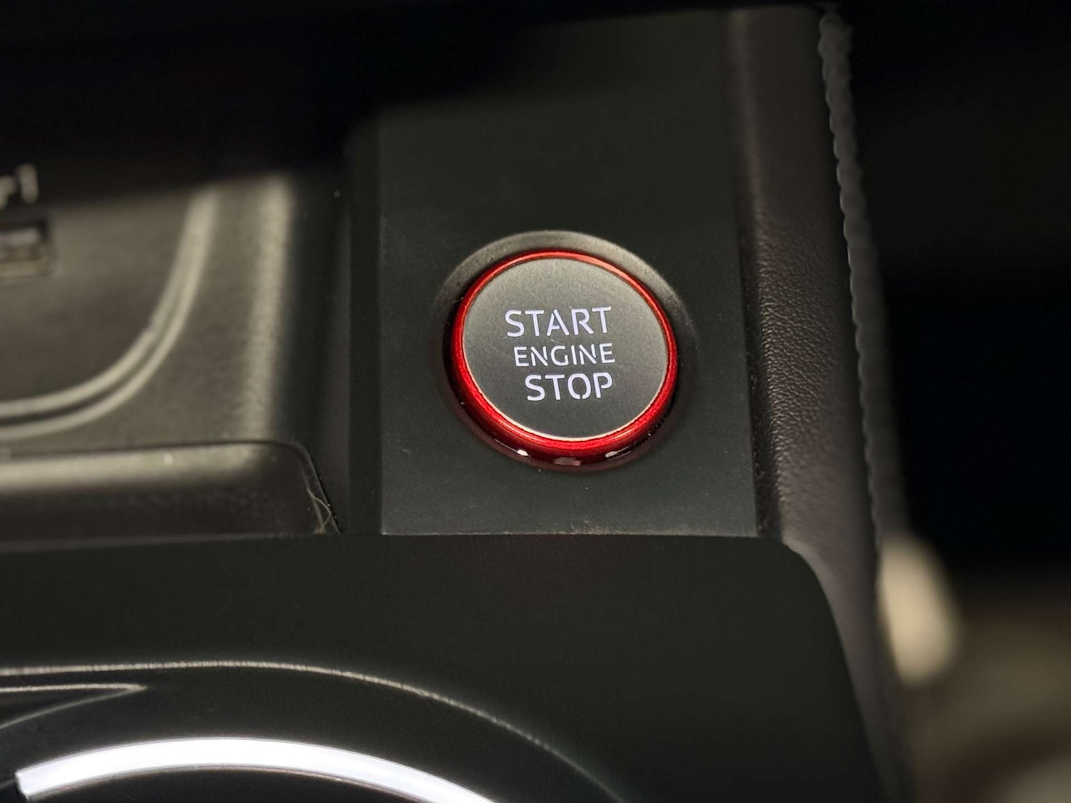 Used Audi A4 2018 for sale - 77950418: Photo 43