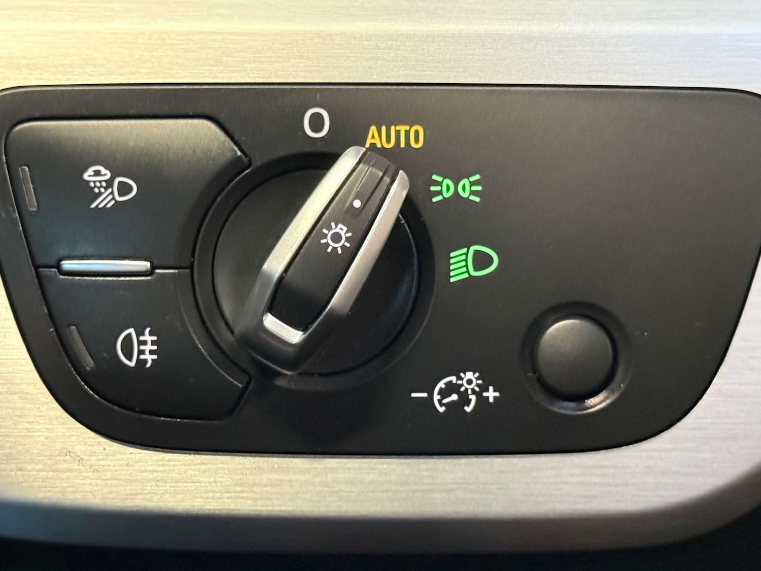 Used Audi A4 2018 for sale - 77950418: Photo 46